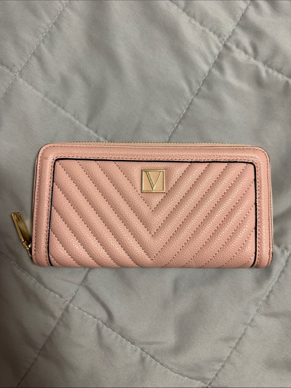 Victoria's Secret Pink Quilted Chevron Zip Wallet with Gold Accent